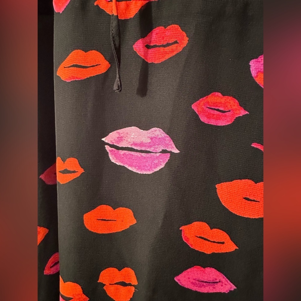 BETSEY JOHNSON 8 Y2K Valentine’s Day Kiss Lipstick Lace Up Sheer Puff Sleeves 💋 - Picture 7 of 14
